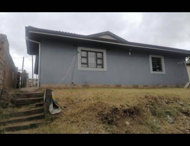 3 BEDROOM HOUSE FOR SALE IN UMLAZI G